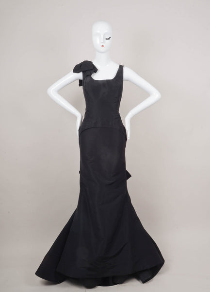 Black Silk Sleeveless Bow Gown