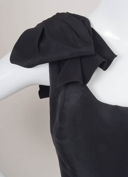 Black Silk Sleeveless Bow Gown