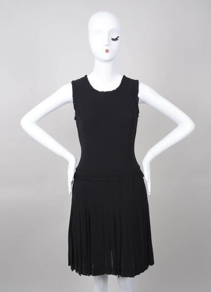 Black Sleeveless Silk Pleated Dress