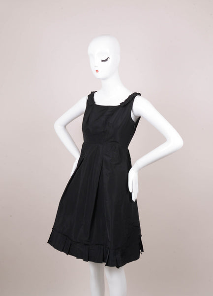 Black Sleeveless Pleated Ruffle Dress