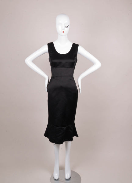 Black Scoop Neck Sleeveless Dress With Details at Hem