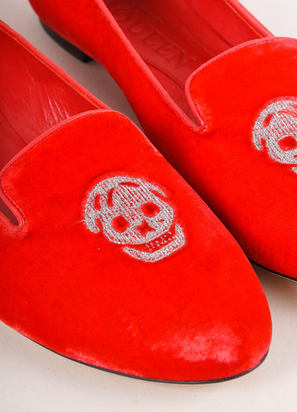 New In Box Red Velvet Skull Embroidered Loafer Flats