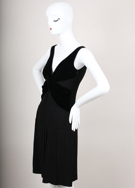 Black Sleeveless Pleated Dress With Velvet Embellishment