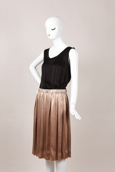 Beige and Black Sleeveless Pleated Dress