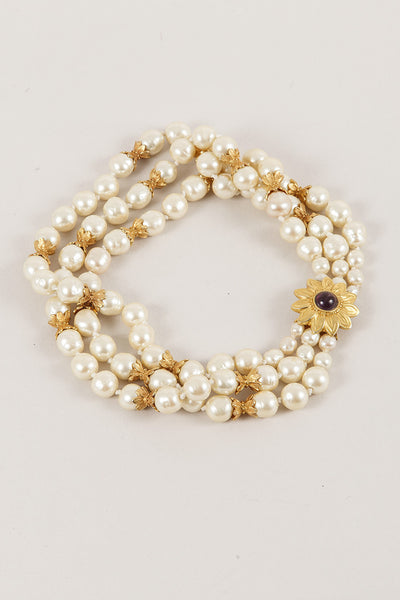 Pearl Necklace with Flower Embellishment